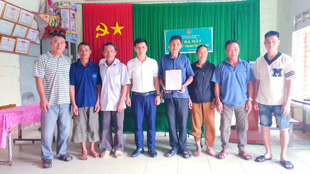 Ra mắt Tổ hội Nông dân nghề nghiệp “Chăn nuôi trâu, bò sinh sản” tại xã Quỳnh Lập