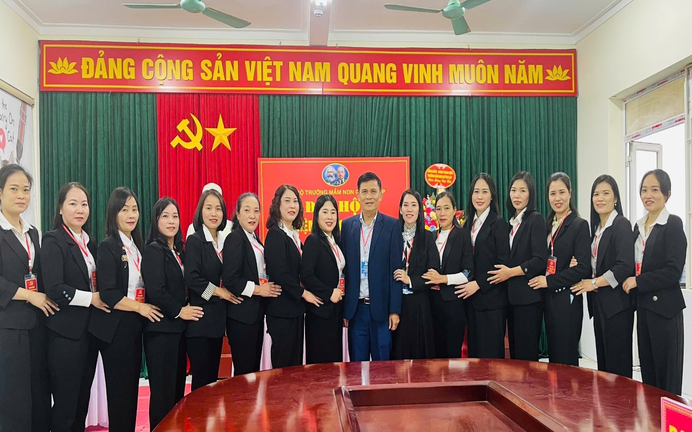 ĐẠI HỘI CHI BỘ TRƯỜNG MẦM NON QUỲNH LẬP