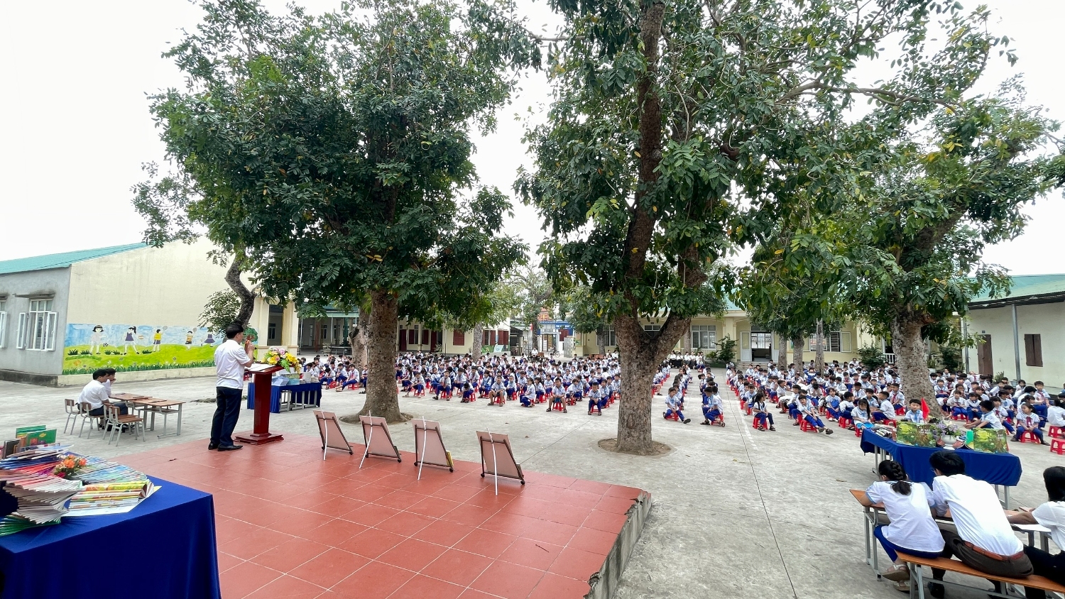 Liên Đội Trường Tiểu học Quỳnh Lập B tổ chức Ngày Hội đọc sách